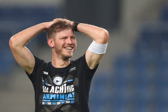 Hatte mit Arminia Bielefeld ordentlich Grund zum Feiern: Fabian Klos.