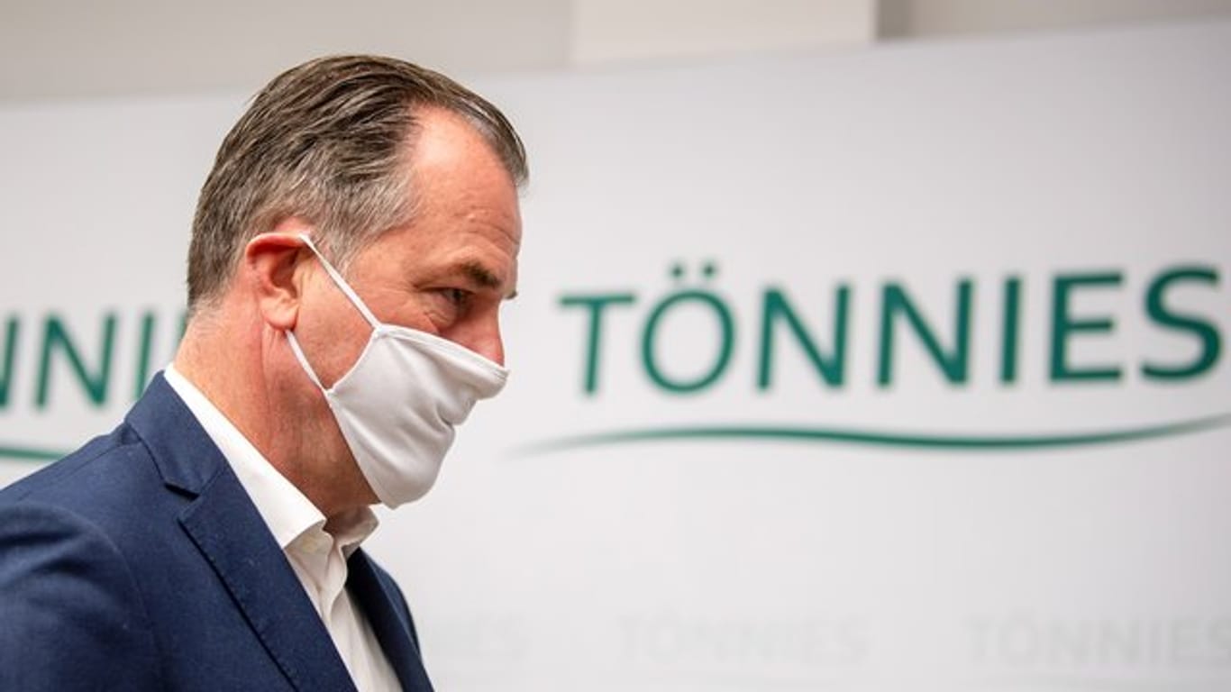 Muss mal wieder heftige Kritik einstecken: Schalke-Boss Clemens Tönnies.