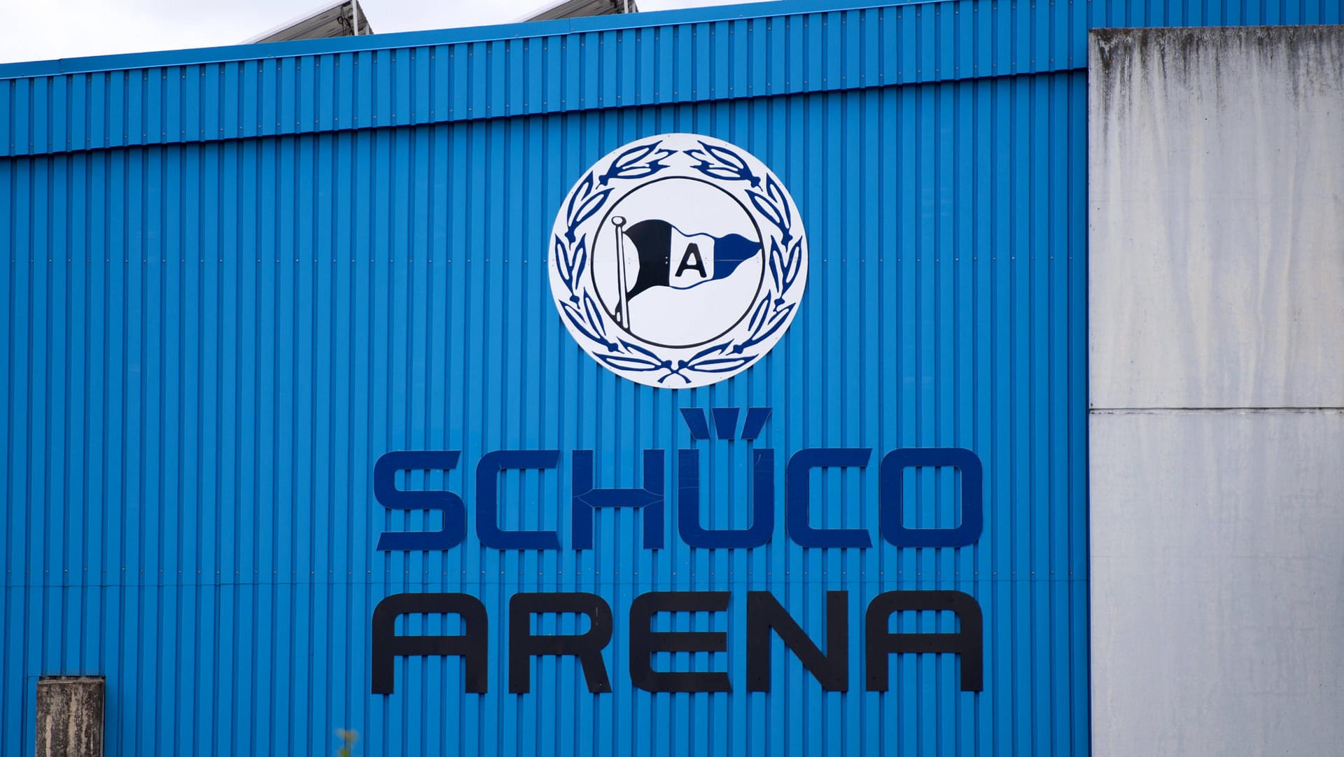 Arminia Bielefeld: Der Bundesliga-Aufsteiger beendet die Zusammenarbeit mit dem Fleischverarbeiter Tönnies. Arminia Bielefeld: Der Bundesliga-Aufsteiger beendet die Zusammenarbeit mit dem Fleischverarbeiter Tönnies.