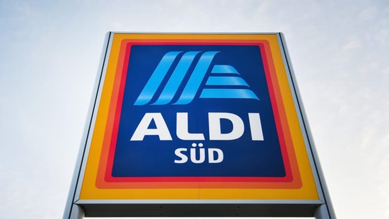 Das Logo des Discounters Aldi Süd: Das Unternehmen ruft eine Salamisorte zurück.
