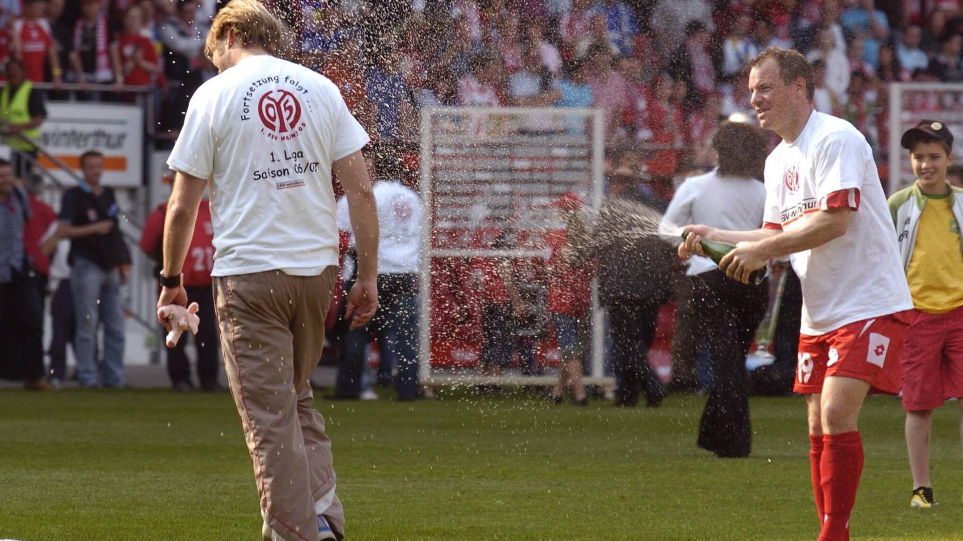 Als Mainz-Trainer stieg Jürgen Klopp (l.) 2004 mit Christof Babatz in die Bundesliga auf.