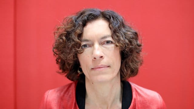 Anne Weber wird neue Stadtschreiberin von Bergen-Enkheim. Anne Weber wird neue Stadtschreiberin von Bergen-Enkheim.