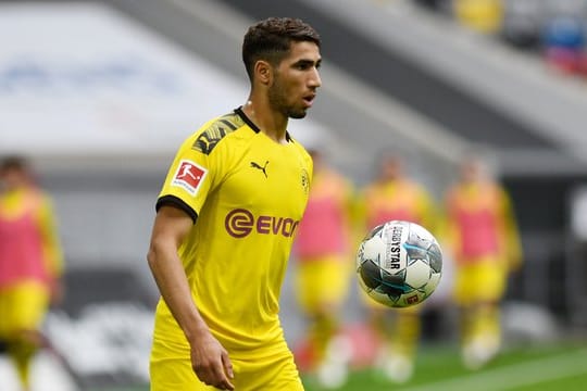 Wird den BVB wohl Richtung Inter Mailand verlassen: Achraf Hakimi am Ball.