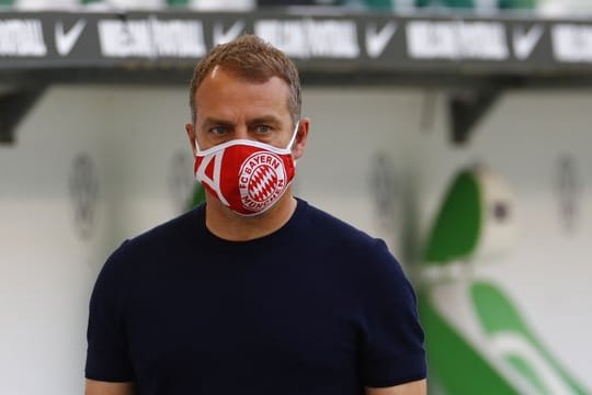 Würde Thiago gerne weiter beim FC Bayern sehen: Trainer Hansi Flick.