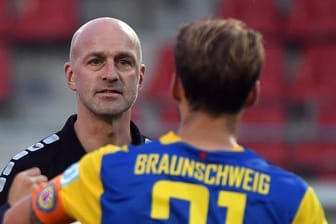 Das Team von Eintracht Braunschweigs Trainer Marco Antwerpen hat beim FSV Zwickau eine Niederlage kassiert.