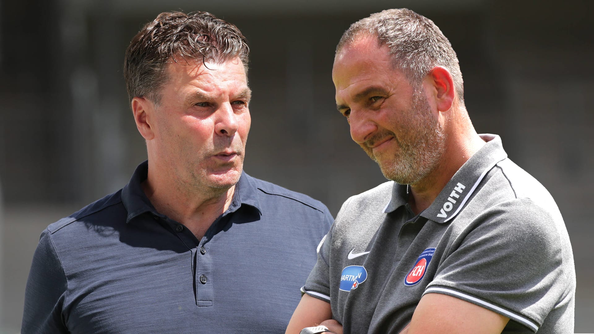 Kontraste, die im Fern-Duell aufeinander treffen: Hamburgs Trainer Hecking (l.) und Heidenheim-Coach Schmidt.