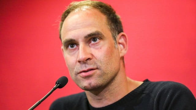 Hofft auf den Gewinn der Champions League: Leipzigs Vorstandschef Oliver Mintzlaff. Hofft auf den Gewinn der Champions League: Leipzigs Vorstandschef Oliver Mintzlaff.