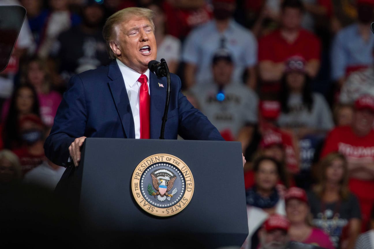 Donald Trump in Tulsa: Das Foto täuscht, viele der Plätze in der Halle blieben leer.