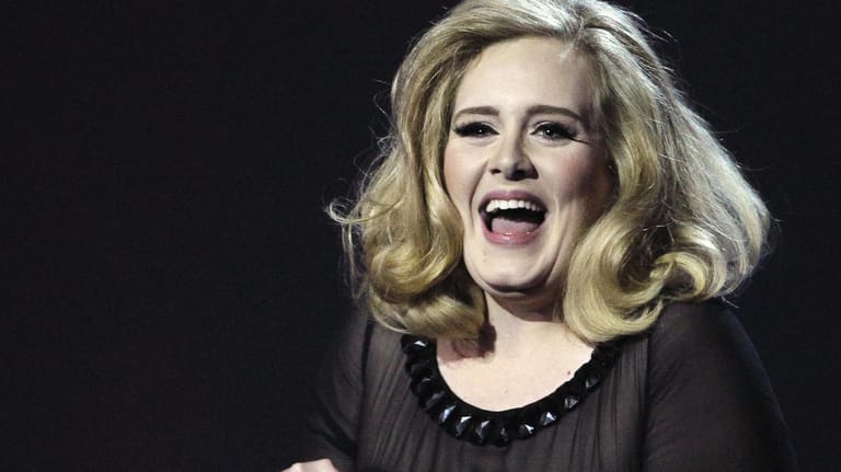 Adele: Sie hat weltweit über 60 Millionen Alben verkauft.