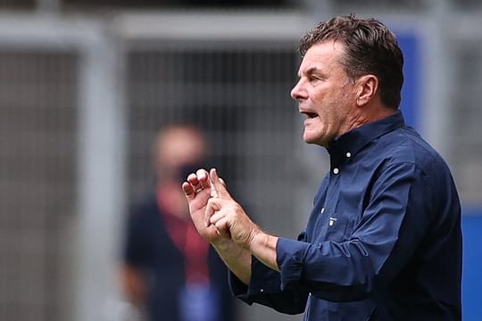 Dieter Hecking bekommt beim HSV Rückendeckung.
