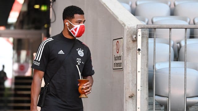 Serge Gnabry engagiert sich seit 2017 für Common Goal und begrüßt die Initiative der Spielerberater. Serge Gnabry engagiert sich seit 2017 für Common Goal und begrüßt die Initiative der Spielerberater.
