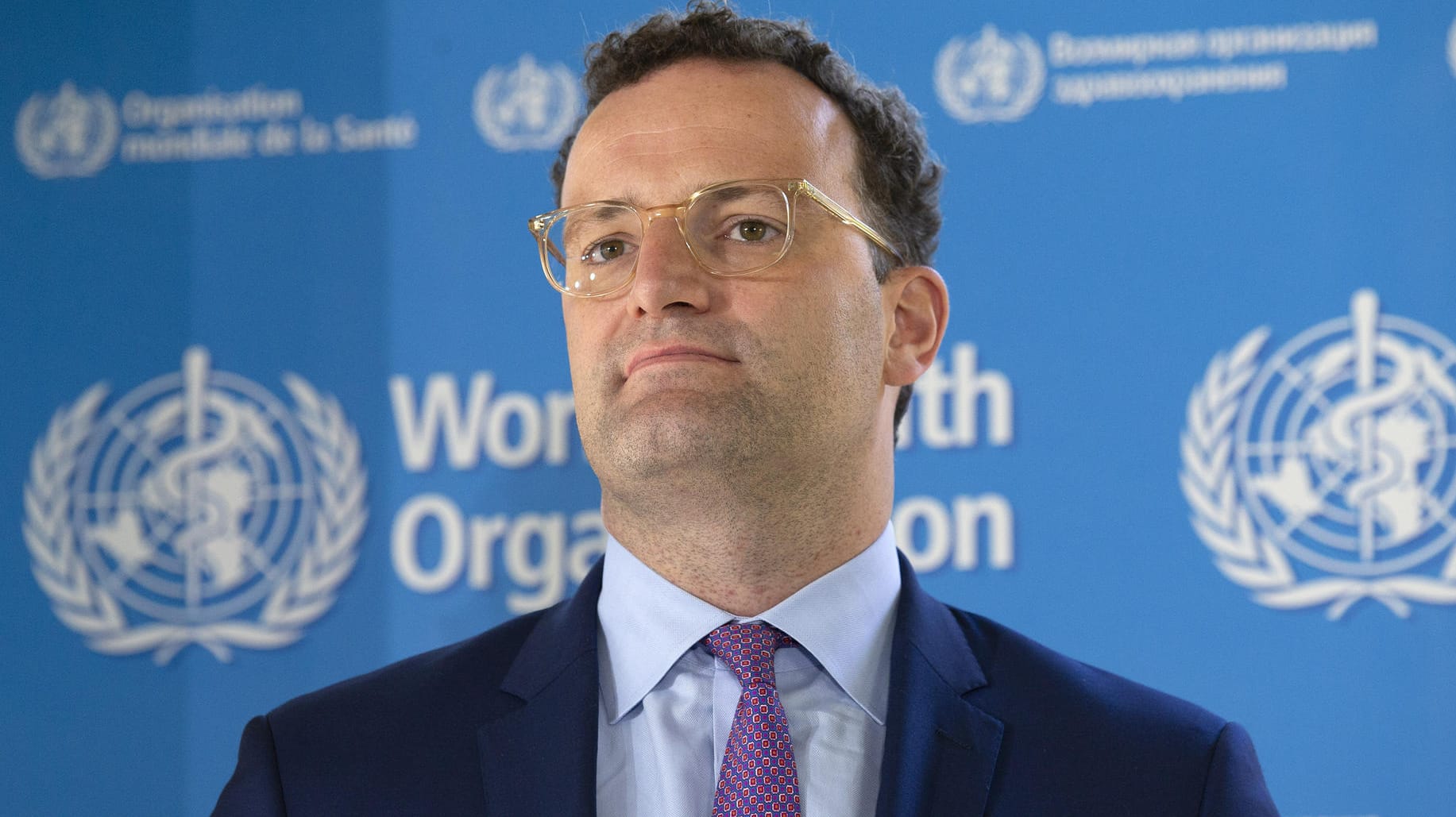 Bundesgesundheitsminister Jens Spahn (hier bei einem Treffen der Weltgesundheitsorganisation): Die bayerische Herangehensweise, wonach bald jeder auf Corona getestet werden soll, sei nicht zielführend.