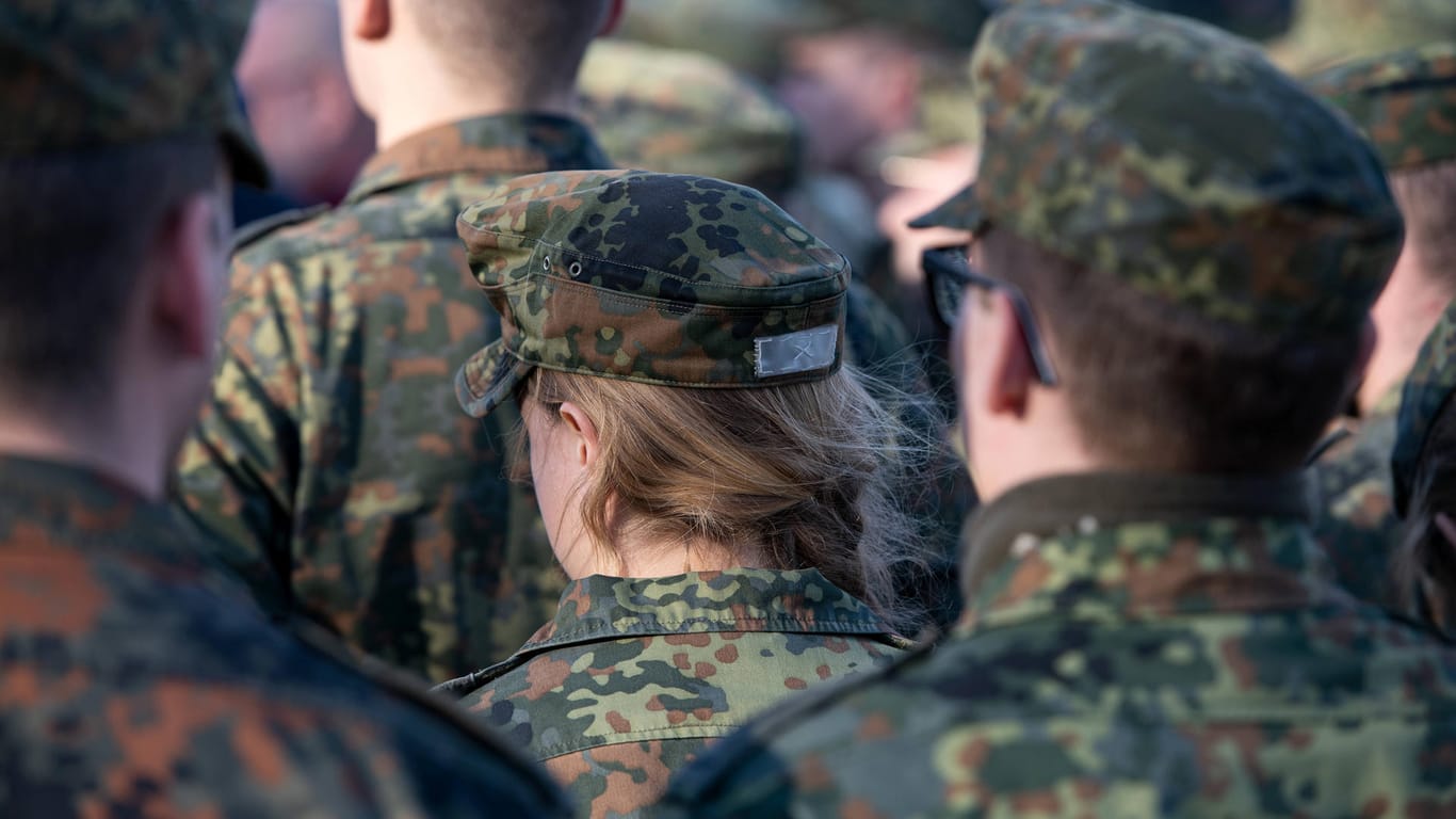 Bundeswehrsoldaten: Der MAD befürchtet ein massives Problem mit Rechtsextremismus. (Symbolbild)