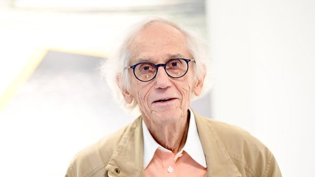 Die Ausstellung im Pariser Centre Pompidou hat Christo noch mit vorbereitet.