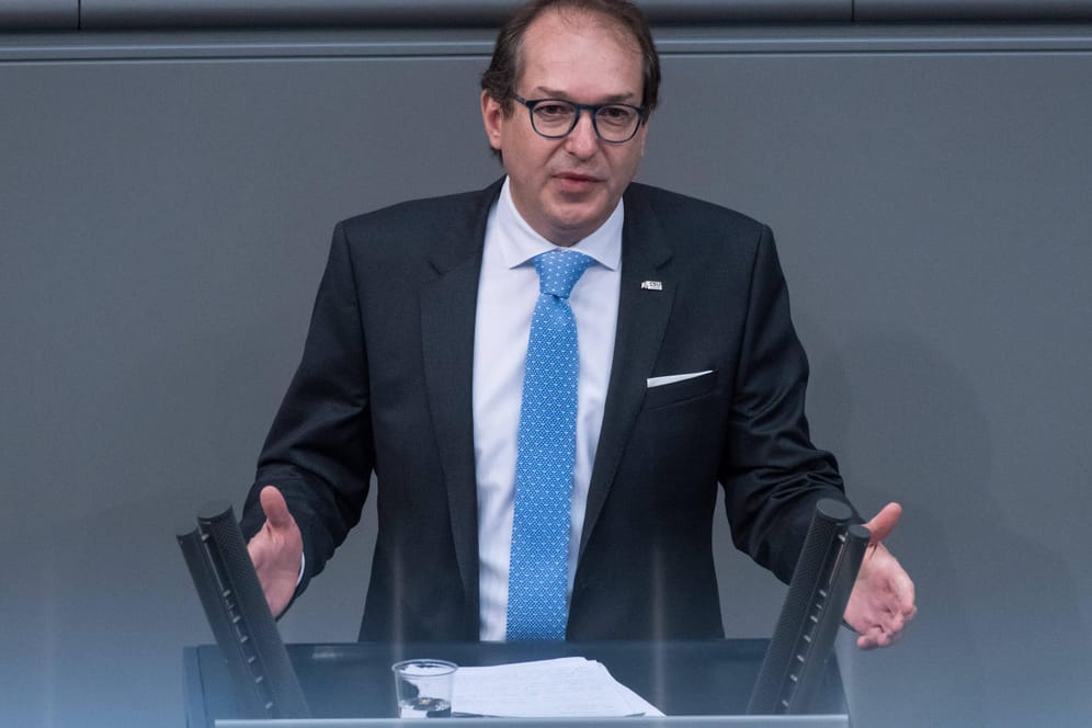 CSU-Landesgruppenchef Alexander Dobrindt im Bundestag: Er möchte die umstrittene Grundrente noch vor der Sommerpause durch das Parlament bringen.