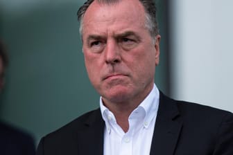 Clemens Tönnies: Nach 19 Jahren an der Spitze des FC Schalke 04 lässt der Unternehmer alle seine Ämter nieder.