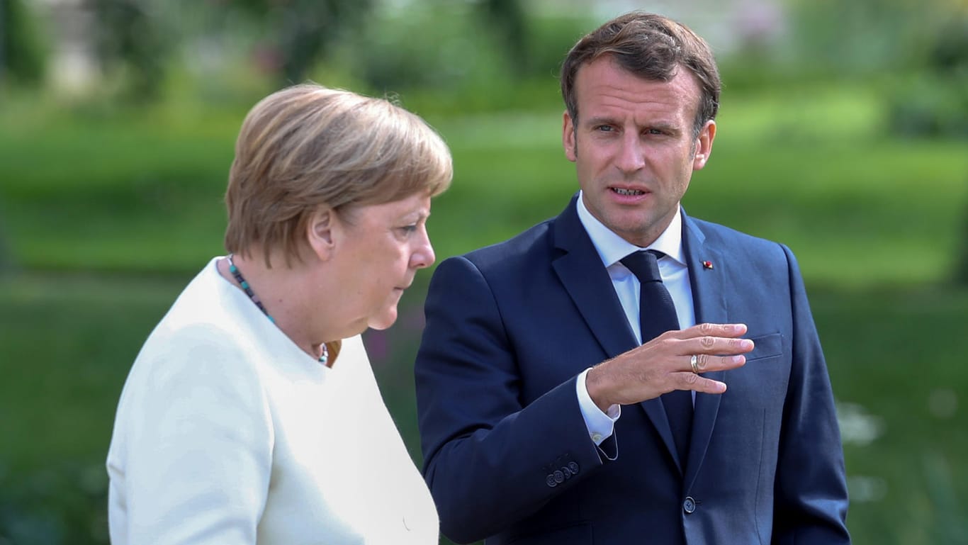 Angela Merkel und Frankreichs Präsident Emmanuel Macron in Meseberg: Vor dem Beginn der deutschen EU-Ratspräsidentschaft traf sich die Kanzlerin mit ihrem wichtigsten Verbündeten innerhalb Europas.