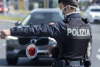 Den italienischen Polizisten ist mit der Beschlagnahmung der Aufputschmittel ein Mega-Coup gelungen.
