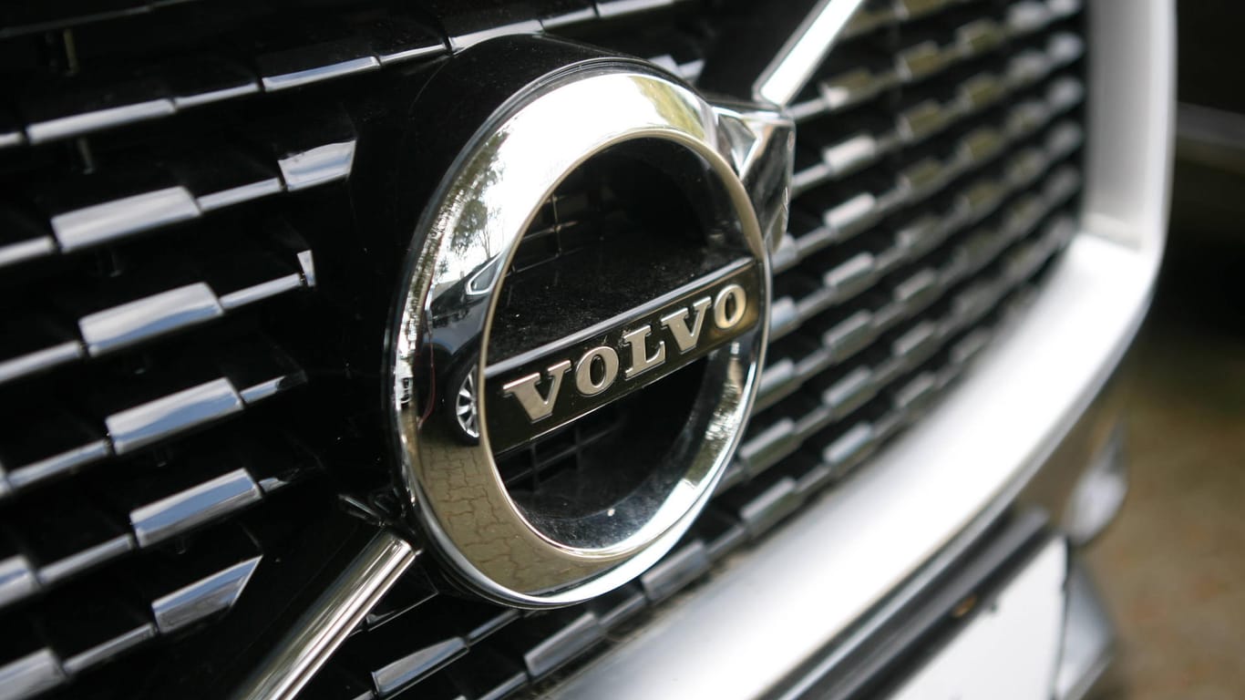 Volvo: Bislang sind nach Unternehmensangaben noch keine Unfälle wegen des Problems bekannt.