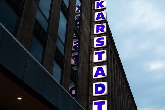 Ein Karstadt: Das Insolvenzverfahren für den Kaufhauskonzern wurde eröffnet.