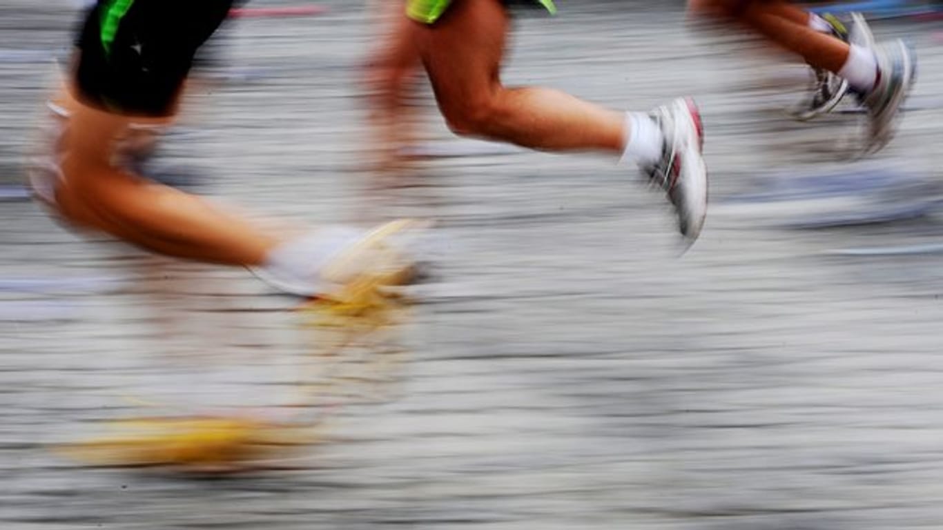 Laufwettbewerbe über 1500 Meter und mehr sollen doch in die deutschen Meisterschaften integriert werden.