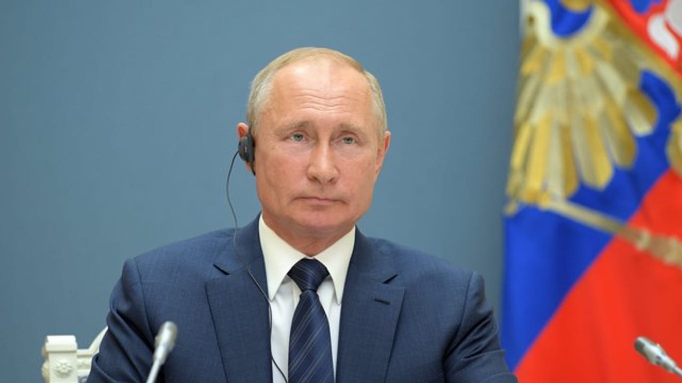 Die Operation Machterhalt für Kremlchef Wladimir Putin hat erwartungsgemäß ihre letzte Hürde genommen.