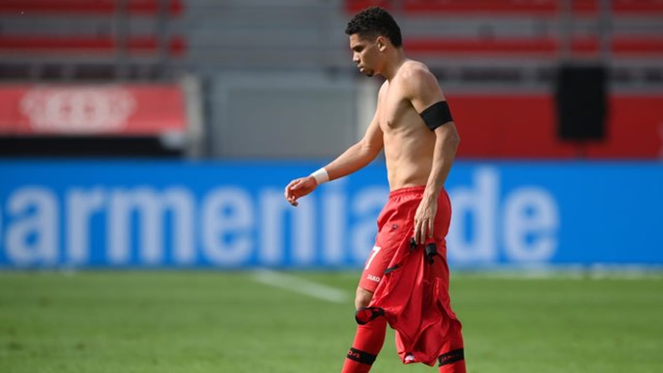Zog sich im Training einen Kreuzbandriss zu: Leverkusens Paulinho.