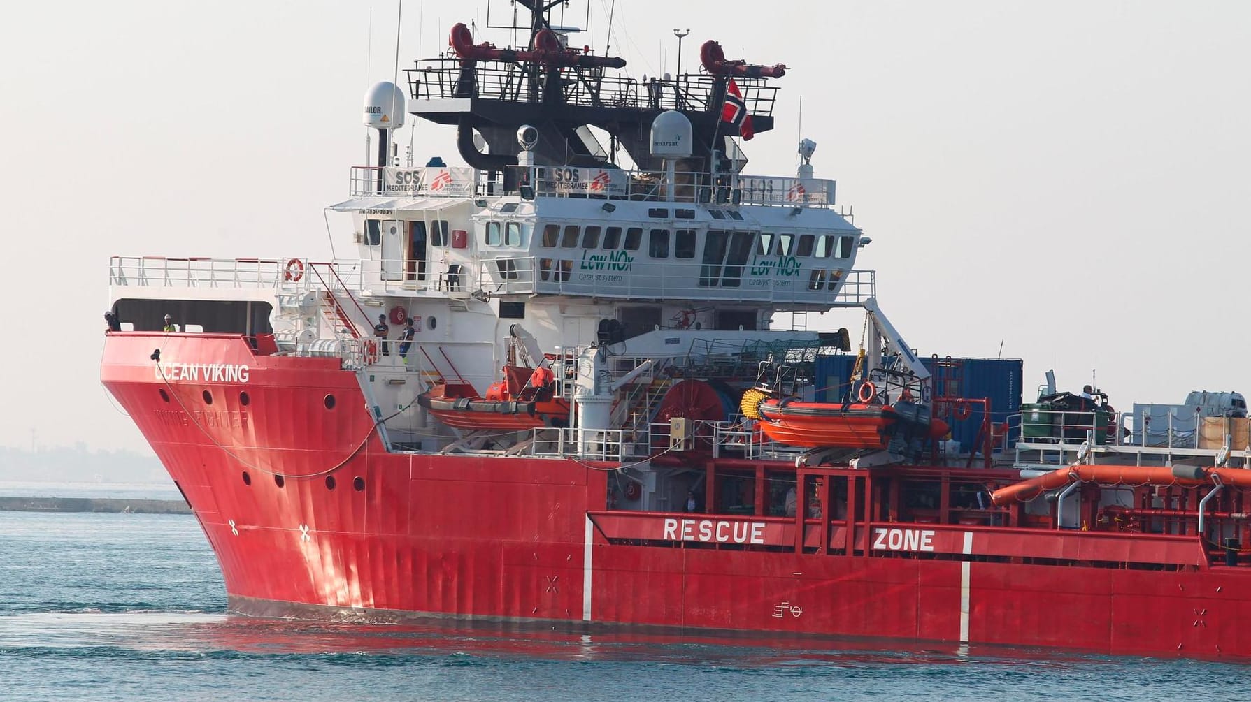 Die "Ocean Viking": 180 Menschen harren auf dem Seenotrettungsschiff aus.