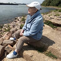 Eine ältere Frau (Symbolbild): Die Grundrente soll viele Rentner unterstützen.