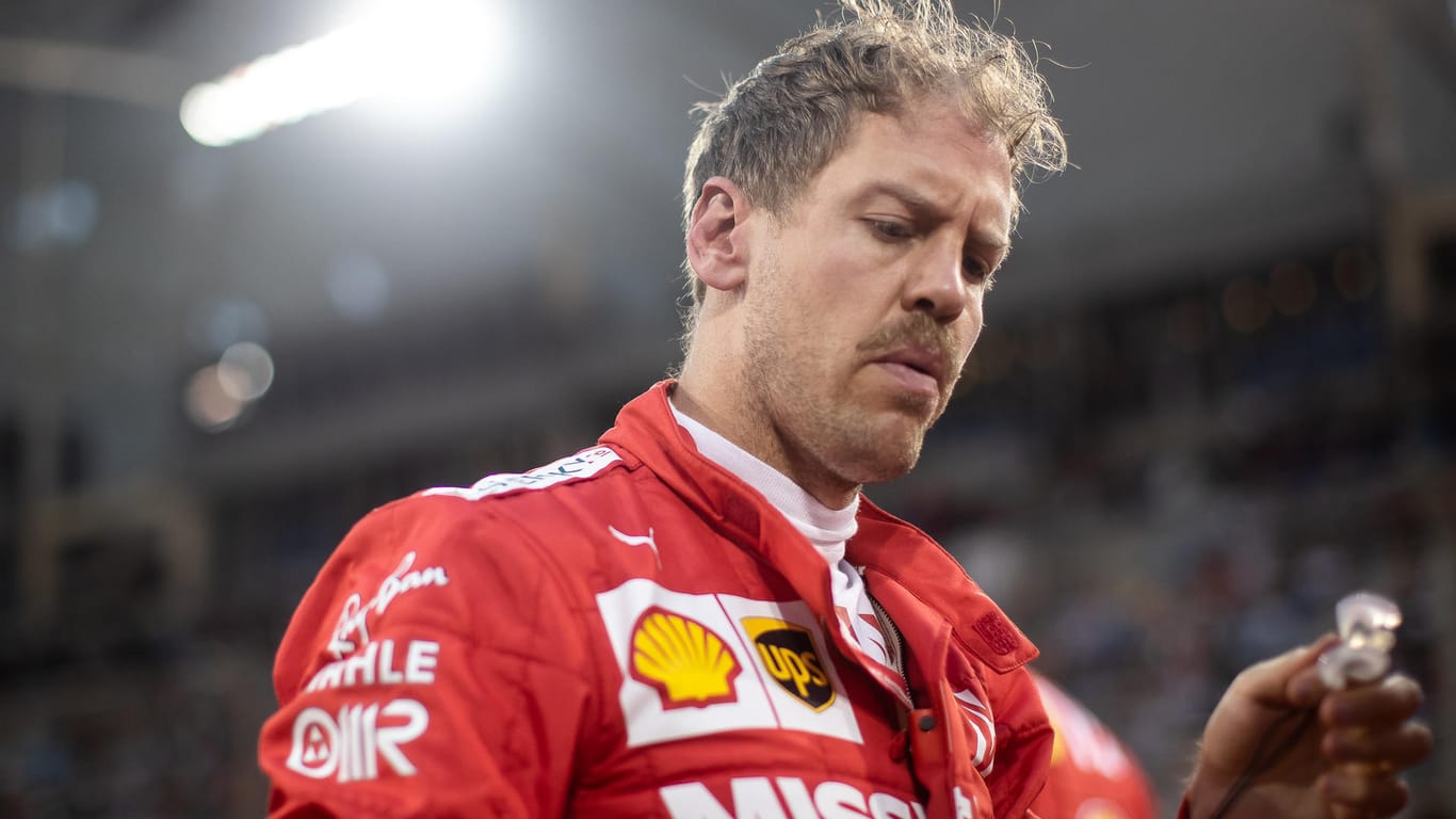 Sebastian Vettel: Der vierfache Formel-1-Weltmeister zeigt sich enttäuscht nach dem Aus bei Ferrari.