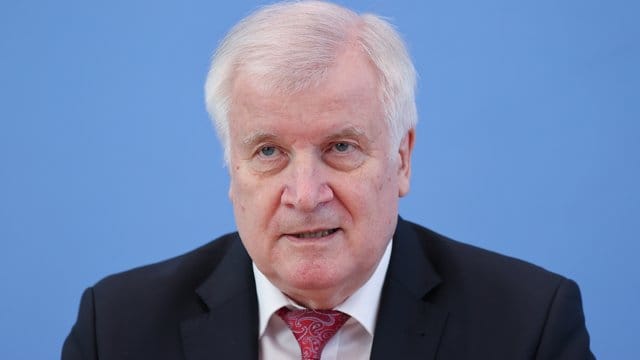 Bundesinnenminister Horst Seehofer (CSU) drängt auf eine Lösung. Bundesinnenminister Horst Seehofer (CSU) drängt auf eine Lösung.