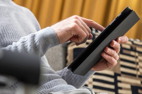 Gut zu wissen: Beim Kauf eines Tablets muss es nach Einschätzung von Experten nicht unbedingt das allerneueste Modell sein.