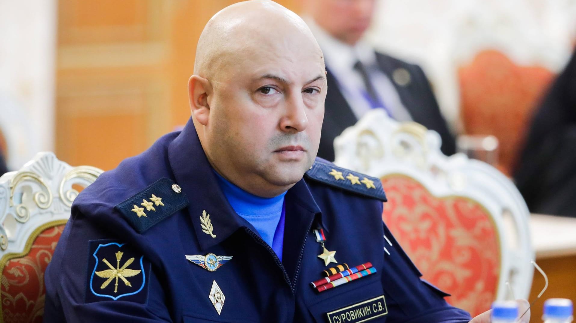 Kündigte das neue System an: Sergej Surowikin, Chef der Luft- und Raumfahrtstreitkräfte Russlands: Kündigte das neue System an: Sergej Surowikin, Chef der Luft- und Raumfahrtstreitkräfte Russlands:
