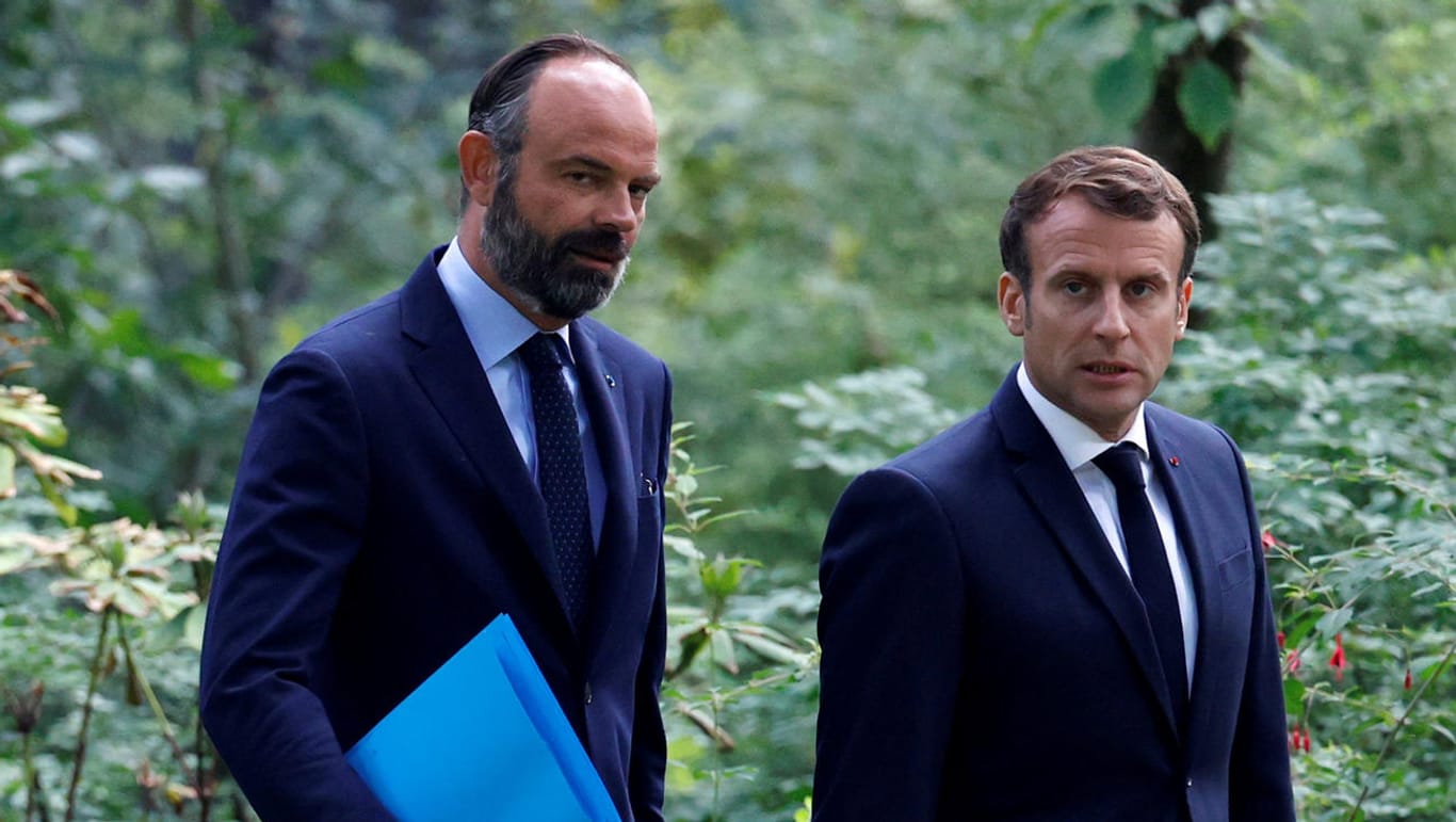 Emmanuel Macron und der ehemalige Premierminister Eduard Philippe: Beide Politiker waren zuletzt in der Corona-Krise oft unterschiedlicher Meinung.