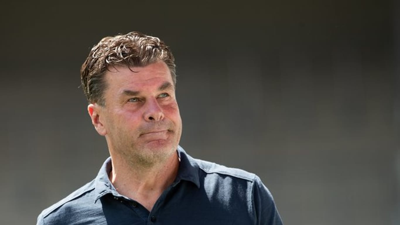 Dieter Hecking wird nicht mehr HSV-Trainer sein.