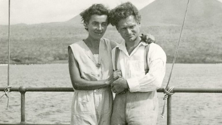 Dore Strauch und Dr. Friedrich Ritter zogen Ende der 1920er Jahre von Deutschland auf die Galapagos-Insel Floreana.