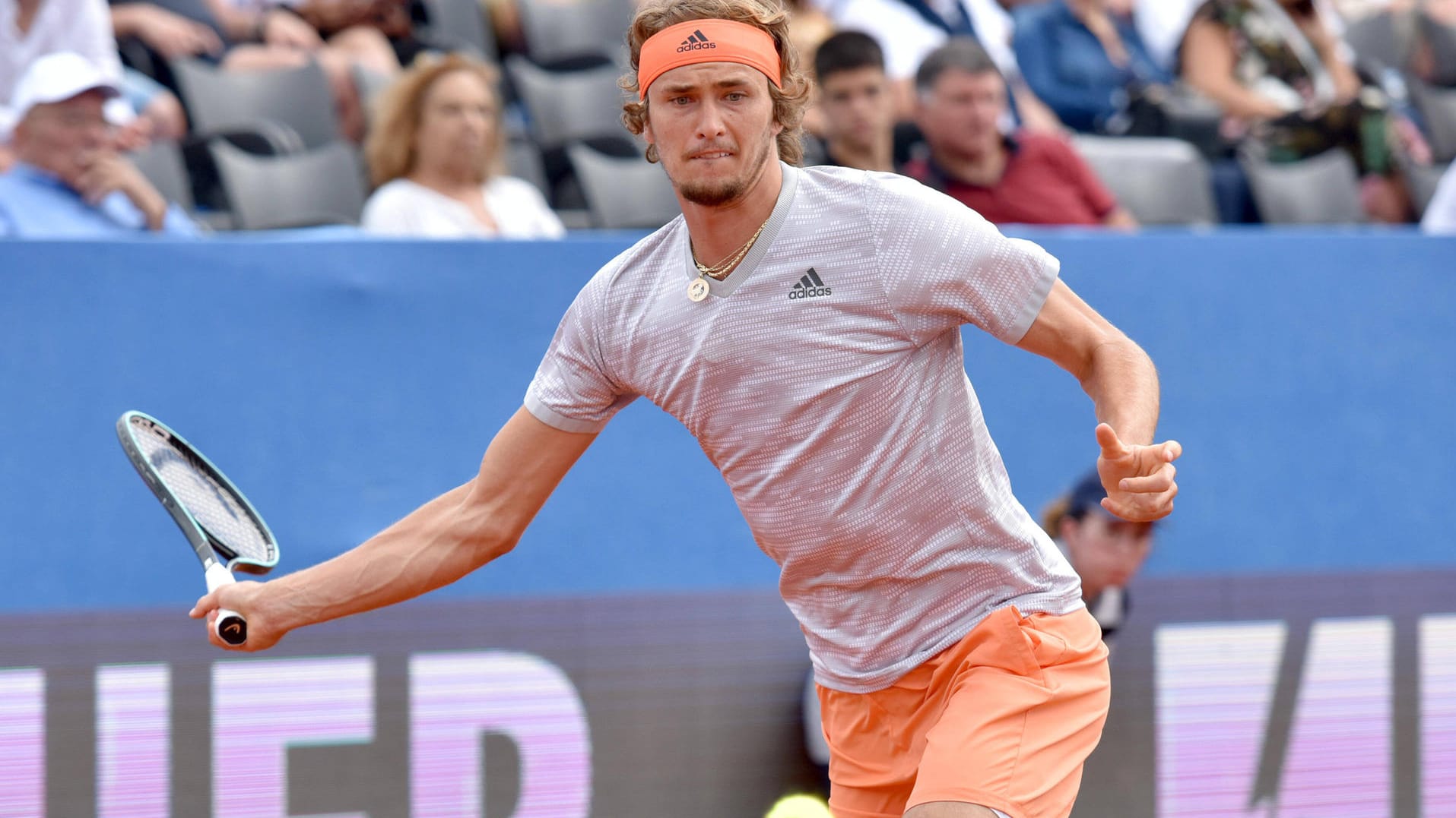 Ob es mit David Ferrer klappt? Deutschlands Tennis-Hoffnung Alexander Zverev sucht einen neuen Trainer.