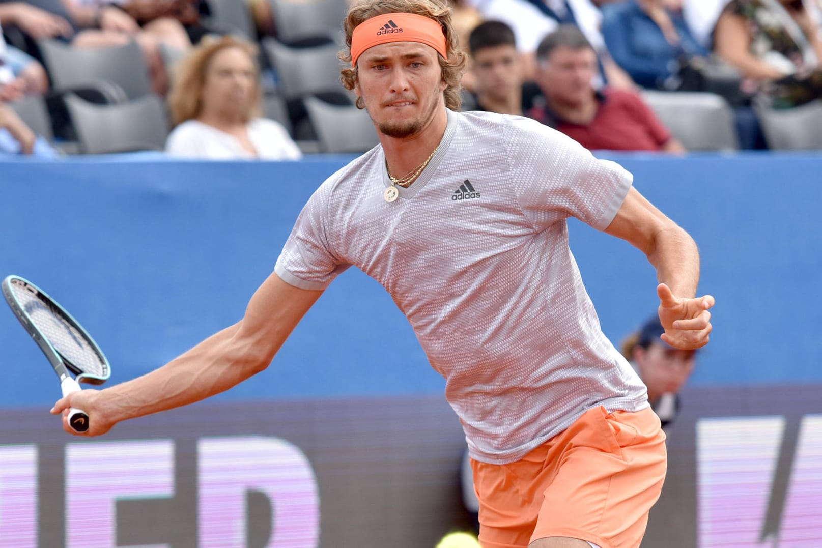 Ob es mit David Ferrer klappt? Deutschlands Tennis-Hoffnung Alexander Zverev sucht einen neuen Trainer.