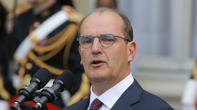 Nach der Amtsübergabe: Jean Castex hält am 3.