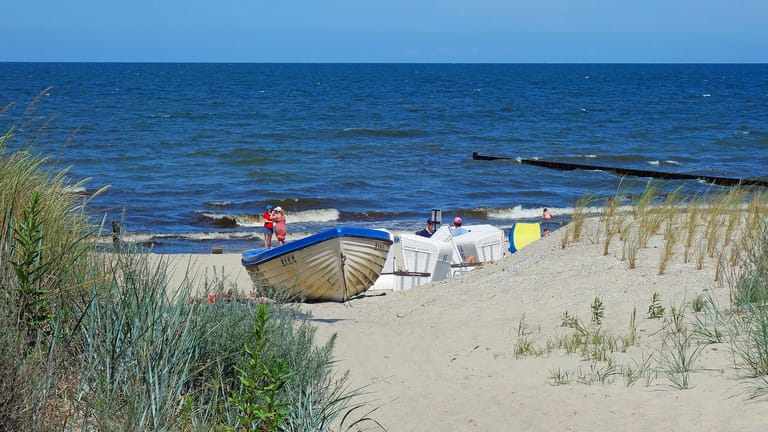 Usedom: Die Ostseeküste bietet eher typische Sandstrände für den Badeurlaub.