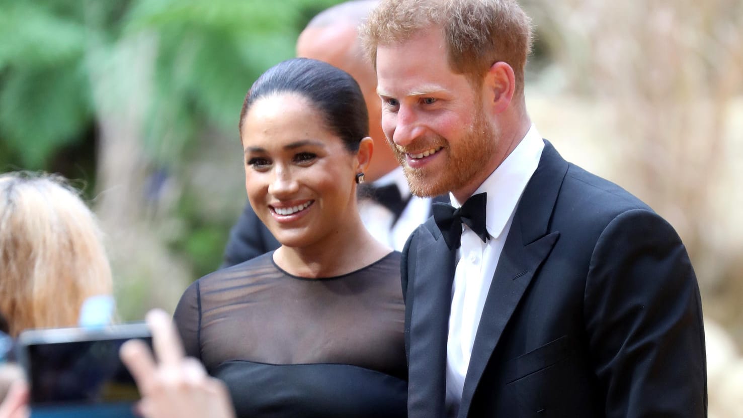 Meghan und Harry: Wird es die beiden zurück ins Blitzlichtgewitter ziehen?