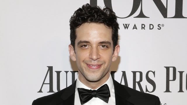 Nick Cordero, in Kanada geborener Schauspieler, ist im Alter von 41 Jahren in Los Angeles gestorben.