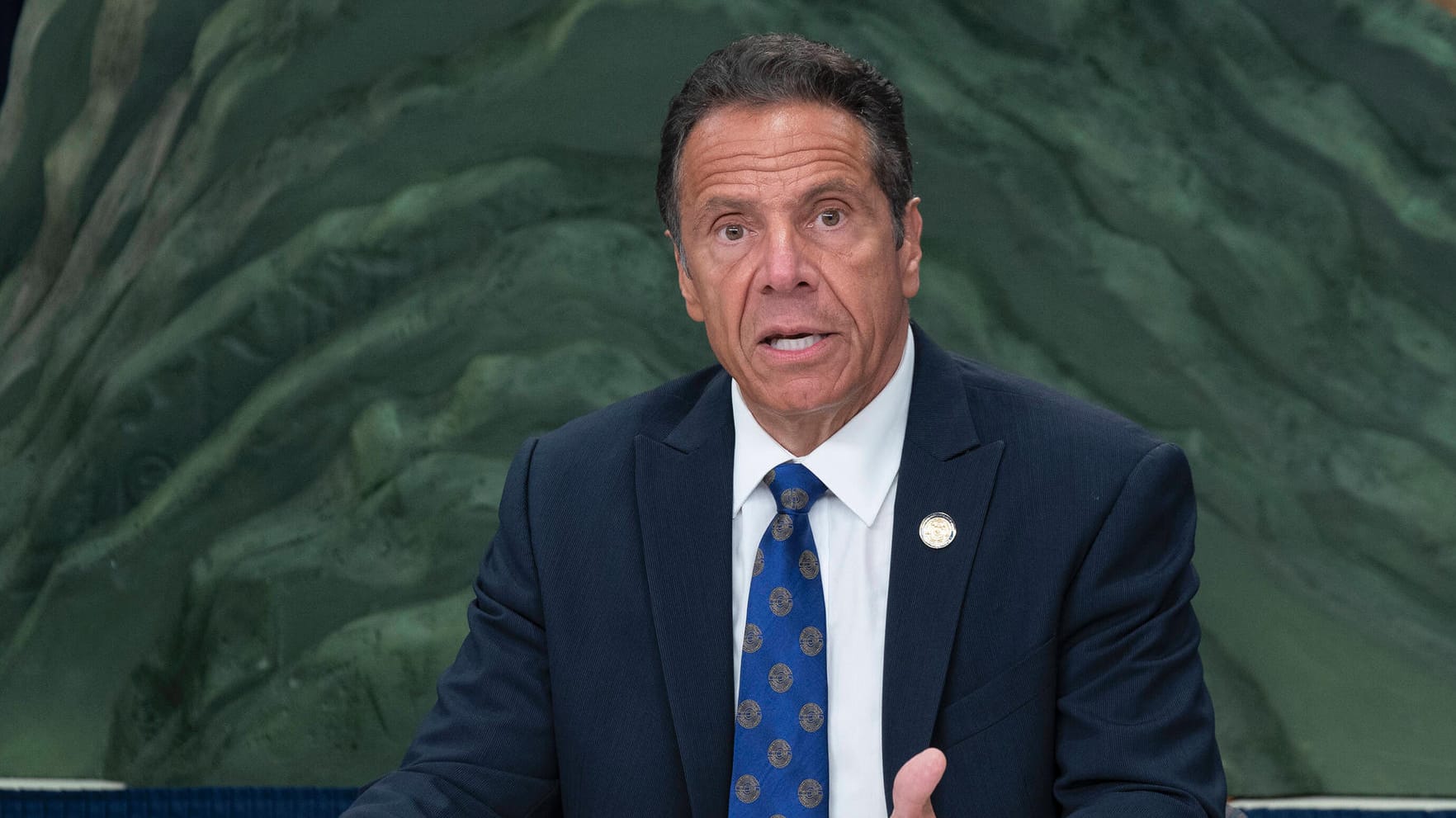 Der Gouverneur von New York kritisiert Trumps Vorgehen in der Corona-Krise. Der Gouverneur von New York kritisiert Trumps Vorgehen in der Corona-Krise.