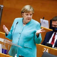 Angela Merkel im Brüsseler Europaparlament: Hier stellt sie den Fahrplan für die deutsche EU-Ratspräsidentschaft vor.