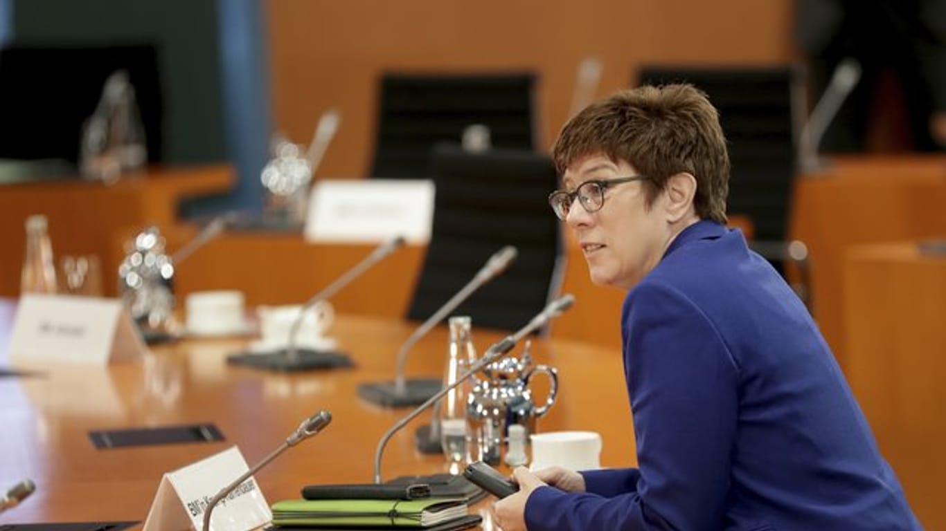 "Rollende Intensiveinheiten": Bundesverteidigungsministerin Annegret Kramp-Karrenbauer.