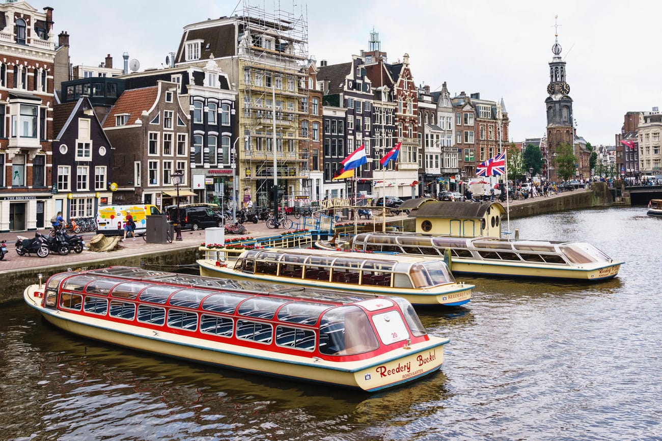 Amsterdam: Reisende können mit einer Buchungsbestätigung wieder in den Niederlanden Urlaub machen.