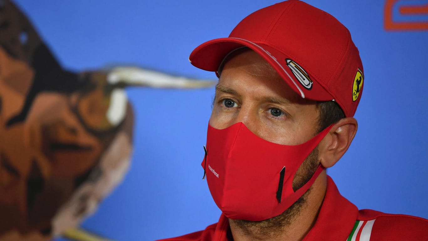 Sebastian Vettel bei einem Pressetermin in Österreich: Der Ferrari-Pilot steht unter Druck.