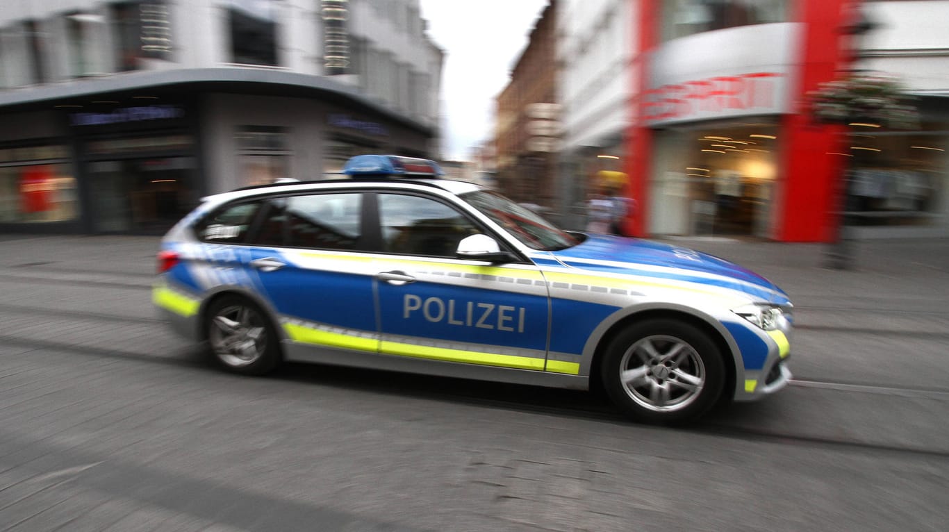 Wegen Drogenbesitzes: In Rastatt nahmen Beamten einen 29-Jährigen mit aufs Revier. (Symbolbild)