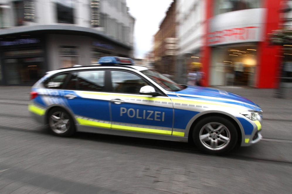 Wegen Drogenbesitzes: In Rastatt nahmen Beamten einen 29-Jährigen mit aufs Revier. (Symbolbild)