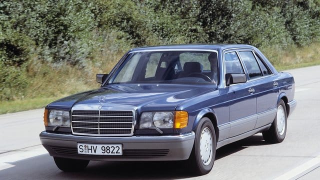 Mercedes S-Klasse: Der zeitlose Entwurf von Bruno Sacco lässt die Baureihe W 126 auch heute noch modern wirken.